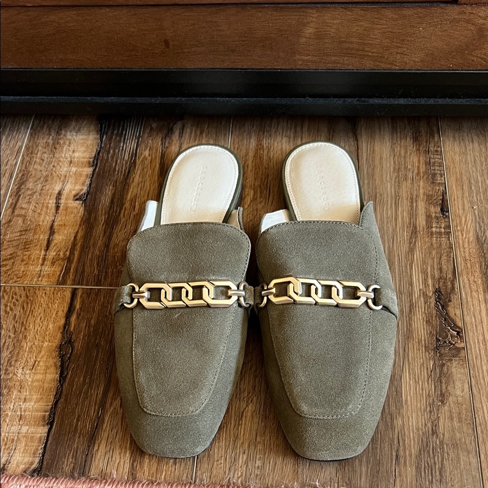 Sanctuary Big Time Mule in Olive Green size 8.5
